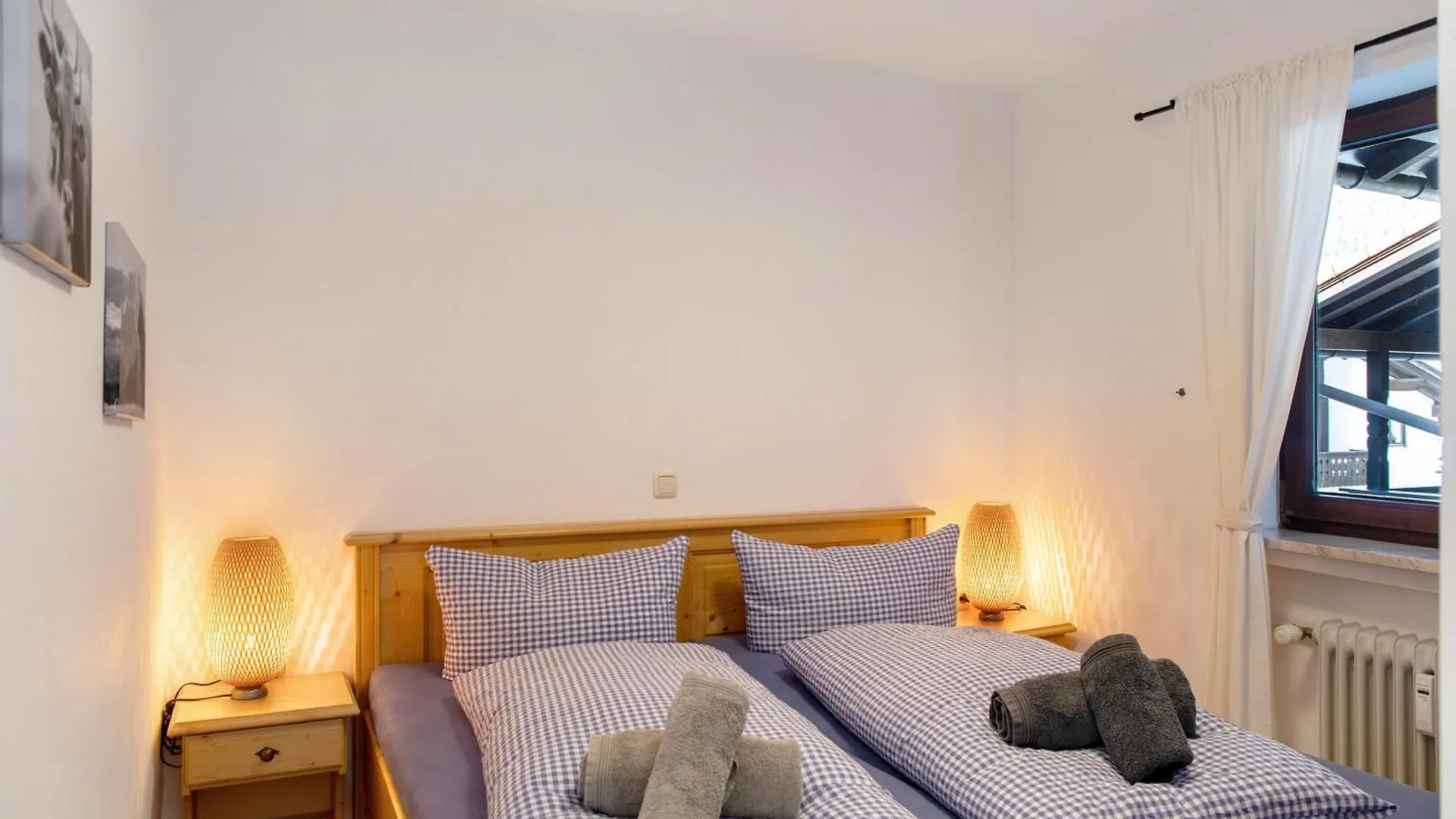 Almzeit Apartamento Farchant 0*,  Alemanha
